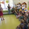 Spotkanie autorskie dzieci  5 i 6 -letnich z pisarką dla dzieci p.Wiolettą Piasecką