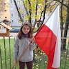 Klasa 3 A i ich biało-czerwone flagi
