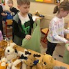 Podaruj pluszaka dla dzieciaka