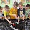  Co z tego wyrośnie ? - sadzimy cebulę, siejemy koperek