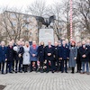 Złożenie wiązanek kwiatów przez władze i organizacje