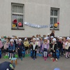 Przedszkolaki żegnają ,,Kwiatuszki